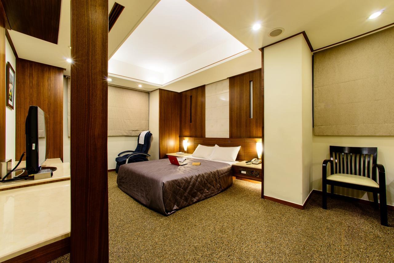 Kao Yuan Hotel - Zhong Shan Taichung Buitenkant foto