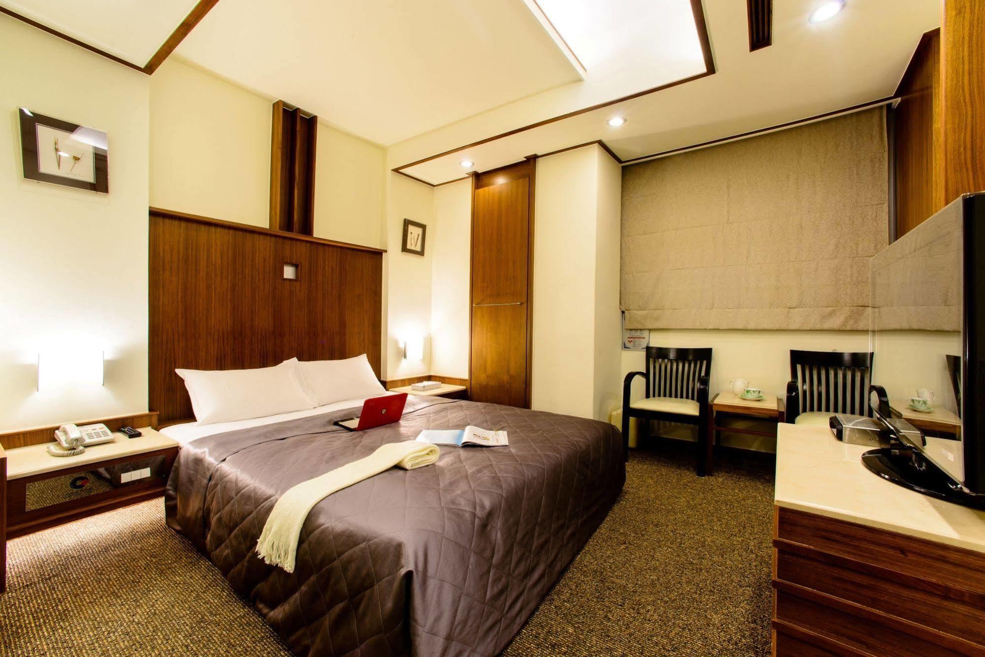 Kao Yuan Hotel - Zhong Shan Taichung Buitenkant foto