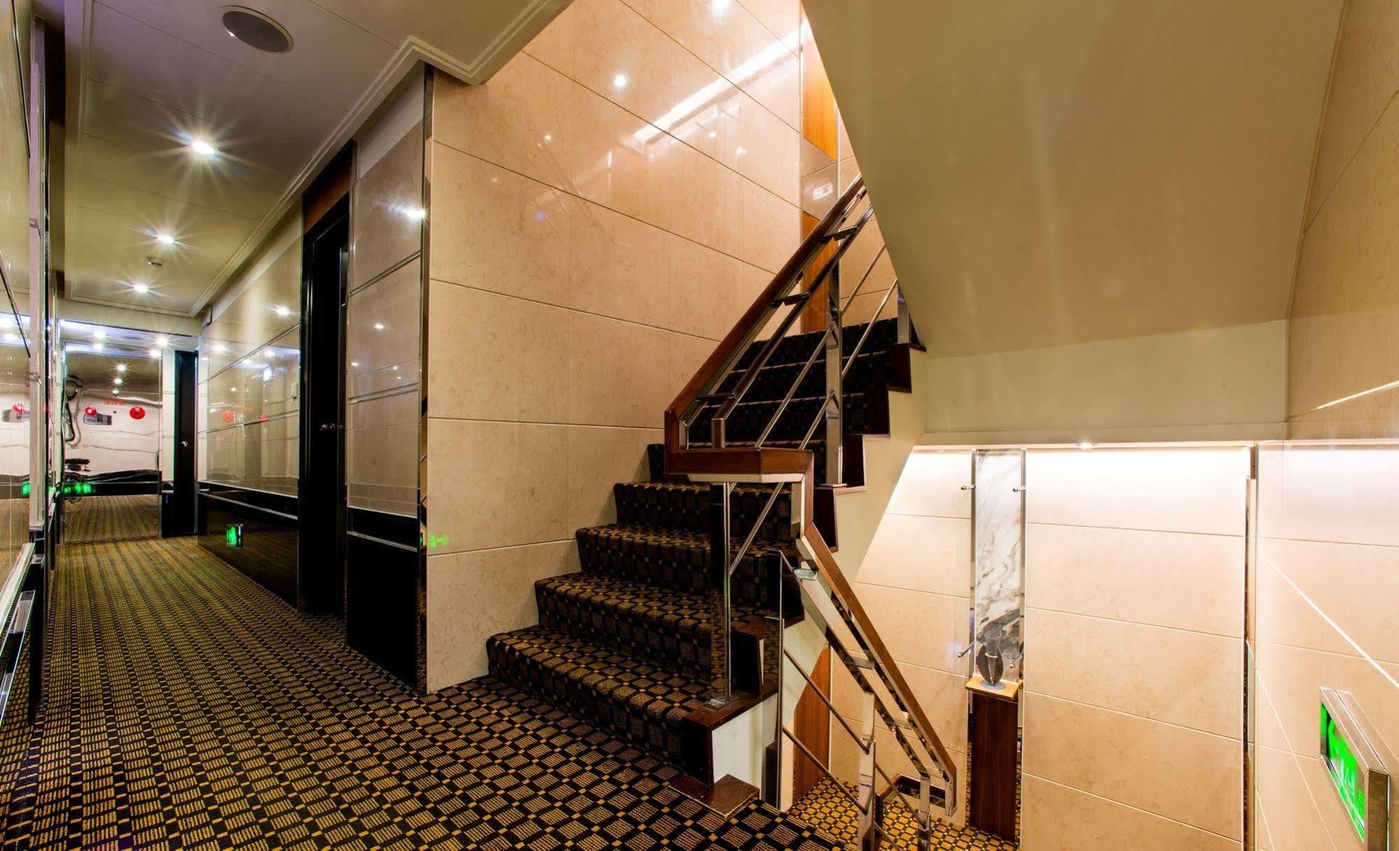 Kao Yuan Hotel - Zhong Shan Taichung Buitenkant foto